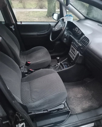 Opel Zafira cena 7000 przebieg: 364000, rok produkcji 2004 z Czarna Białostocka małe 92
